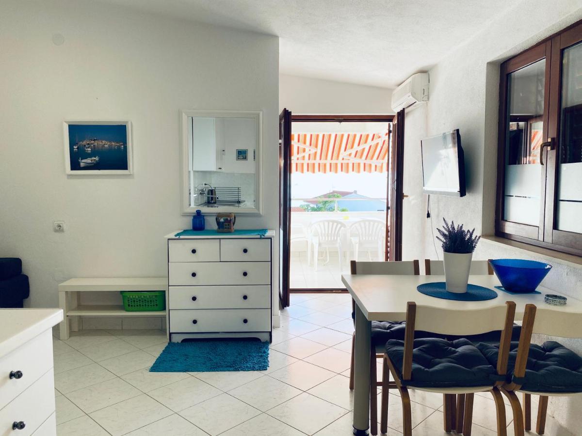 Apartments Milicevic 罗戈兹尼察 外观 照片